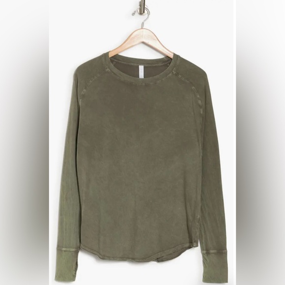 IR Zella Vintage Wash Relaxed Long Sleeve Tee in Olive Night - Picture 3 of 3